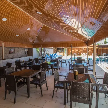 Parus Hotel