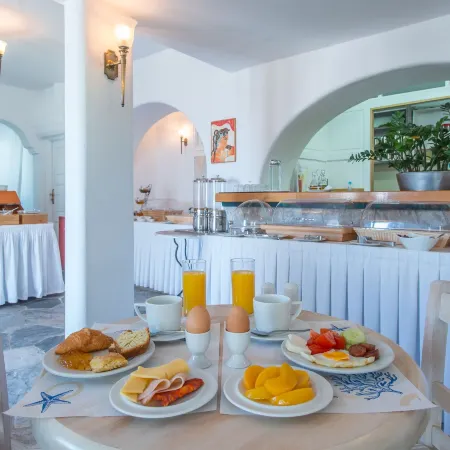 Hotel Adonis