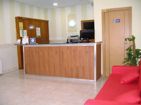 Pensión Calfred II Отели в г. Sorzano