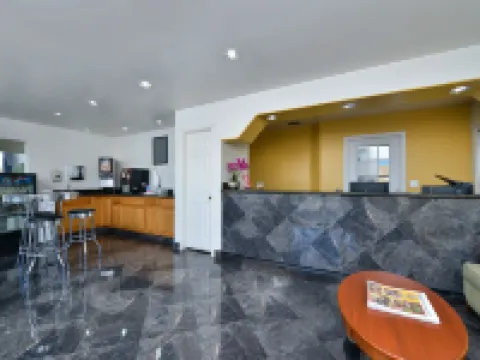 Crown Hotel Hotels in El Centro