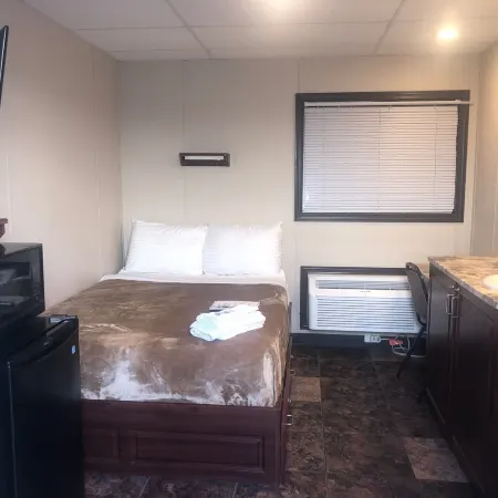 The Armadillo Hotel Karnes City