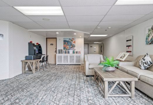 1. 라 세레나 인..