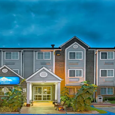 Microtel Inn & Suites by Wyndham Raleigh Durham Airport