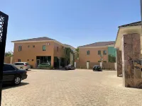 SoulCare Gardens Hotel - parking