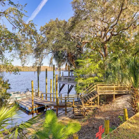 Suwannee River Escape: 6 Mi to Manatee Springs