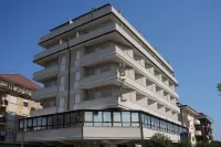 Hotel Riviera