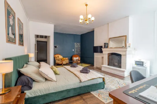 貝拉克的Les Suites公寓