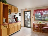 Super 8 by Wyndham Appomattox VA