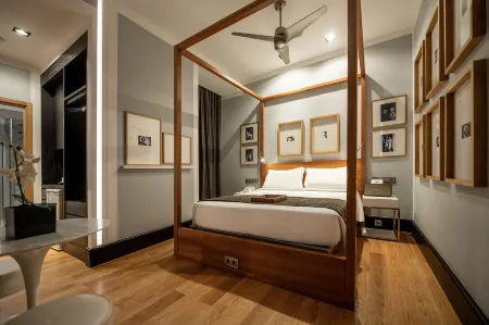 Brown's Downtown Hotel Отели рядом с достопримечательностью «Триумфальная Арка на руа Аугушта»