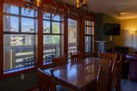 The Village Lodge Hotels in Mono County