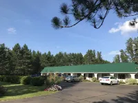 Northwoods Motel Hotels in Hayward