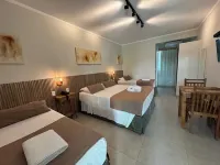 Hotel Vicino Al Mare - Frente Mar