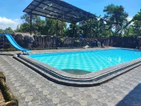 Villa Nadhira Syariah Hotels in Cigombong