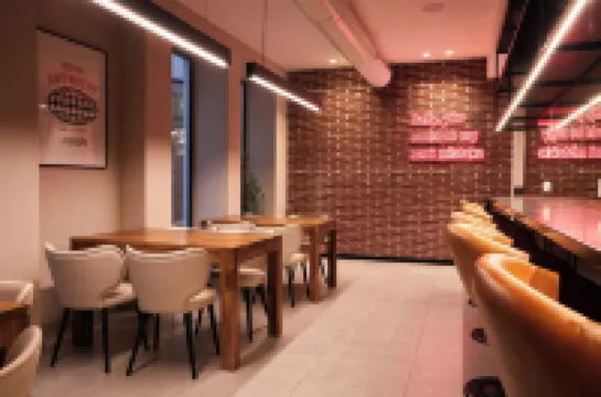 LATROUPE Prado Hoteles en Madrid