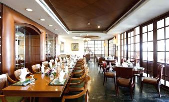 R Hotel Rancamaya