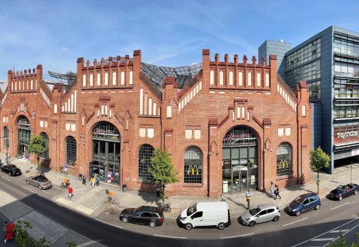 1. 호텔 암 보르지..