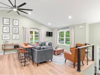 The Respite: Spacious beautiful new build, sleeps 8-10. 7 minutes from Hershey. Hoteles en Skyline View