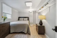 Flyer's Find, remodeled and clean