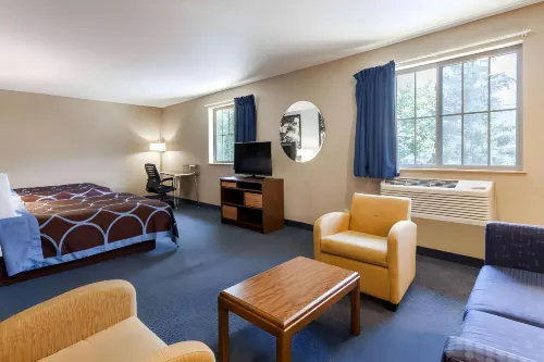 Super 8 by Wyndham East Stroudsburg/Poconos Hotels in Middle Smithfield Township