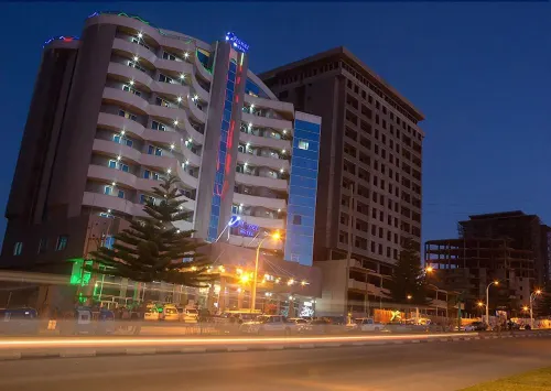 Planet Hotel فنادق في ميكيلي