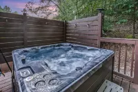 Hidden Acres Lodge 3 Bedroom Cabin Hotels in Sevier County