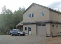Eight minutes to Sunday River! Two bdrm apartment. Ski, hike, bike & relax.