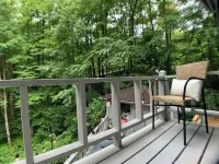 Cozy, Modern Camp nestled near Audra State park.