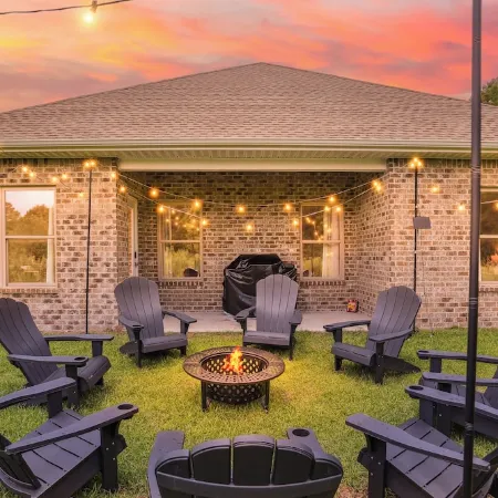Hearth & Haven  4BR w/ Game Room + Fire Pit Walk to Foley Sports Complex
