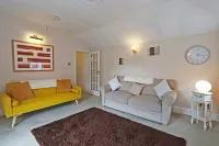 Compton House Snug