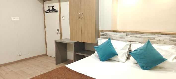 Central Lodge Hotels in Kolhapur