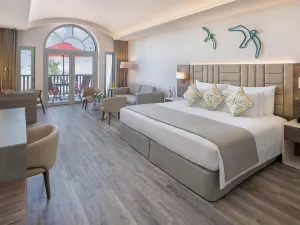 JA Palm Tree Court, Dubai