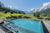 Family Resort Rainer Sexten - piscina