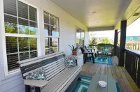 Tiny Bubbles -Hot Tub-Screened Game Room-Spacious Decks-EV Charger