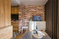 GuestReady - Crayon Walls 3rd