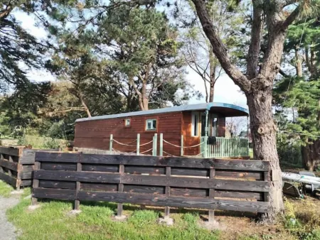 A trailer by the sea Отели в г. Ле Мутье-ан-Рес