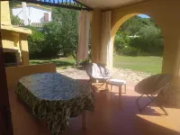 Villa Elisabetta surrounded by greenery just a few minutes from the beach