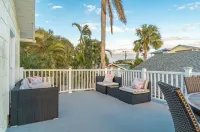 Lovely 1 bedroom with partial water view