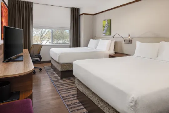 ฮิลตันการ์เด้นอินน์ สนามบินมินนีแอโพลิส มอลล์ออฟอเมริกา