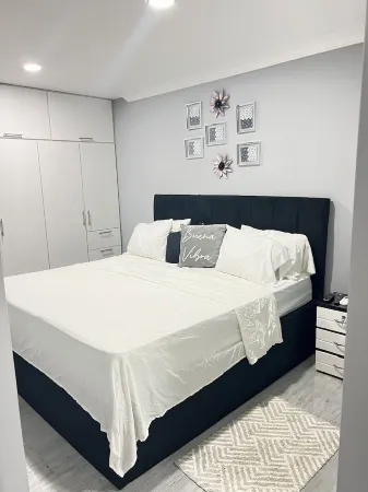 Beautiful Apartment 3 bedrooms, 3 BR with private Jacuzzi. Perfect for families