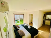 house with barbecue area and pool mountains of the west Hotels in Maipú