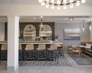 โรงแรมเวอร์จิเนีย ซานตาบาร์บารา เทเพรสทรี คอลเลกชัน บาย ฮิลตัน - ที่มีบาร์