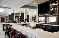 Hilton Garden Inn Champaign/ Urbana - bar