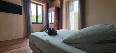 La Casuccia, private pool Отели в г. Венцоласка