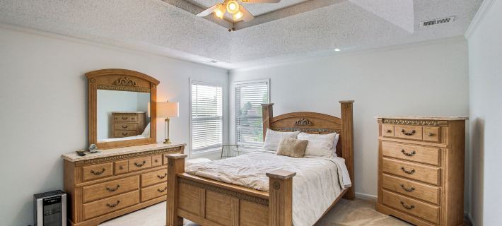 Spacious Olathe Home w/ Fireplace: Near Parks! Отели в г. Ванкувер