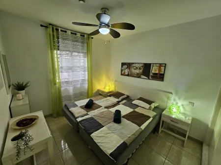 Casa Palmera 3 only 150 metres to the beach, heated pool, Wifi, SAT-TV, balcony