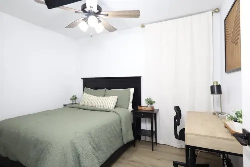 Comfy 2-bedroom townhome in Sherman, TX