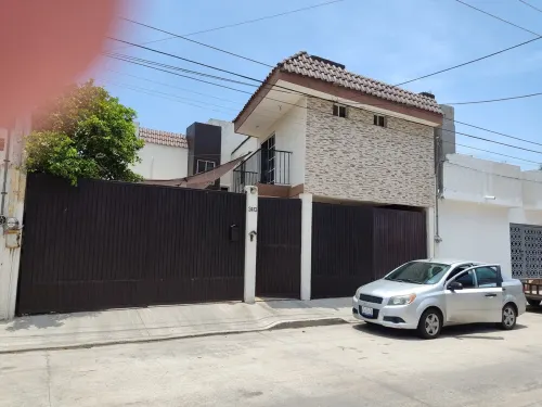 Amplia Casa Familiar con Alberca Cerca de la Playa Hotels in Ciudad Madero