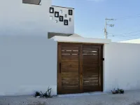 Swimming Pool-Beach-Sun and Sand enjoy the Coast Hotels in Chicxulub Puerto