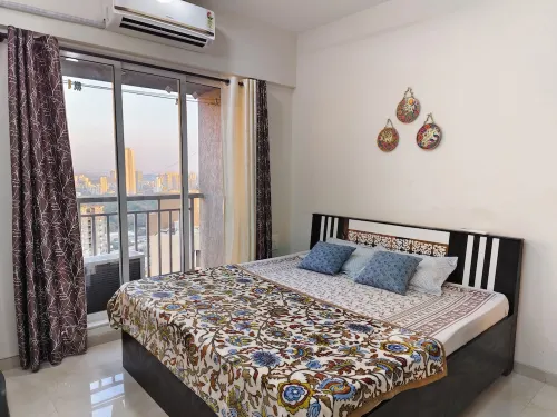 Cozy Fully Furnished 1-bedroom apartment with Kitchen, WiFi in lovely Thane