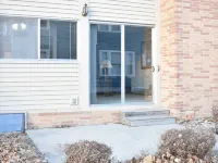 Private Apt w/ Washer/Dryer-Parking-Kitchen Hotels in Wright County